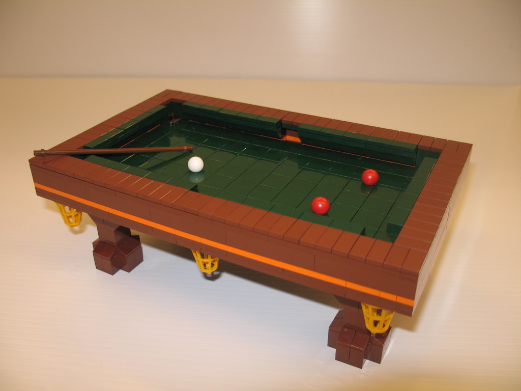 LEGO Artists Snooker Billiards Pool Table
