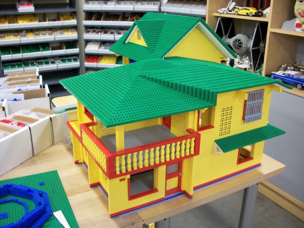 LEGO Artist Filipino House 2