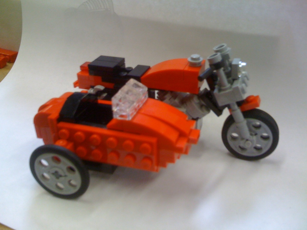 LEGO Artist Harley-Davidson w/Sidecar